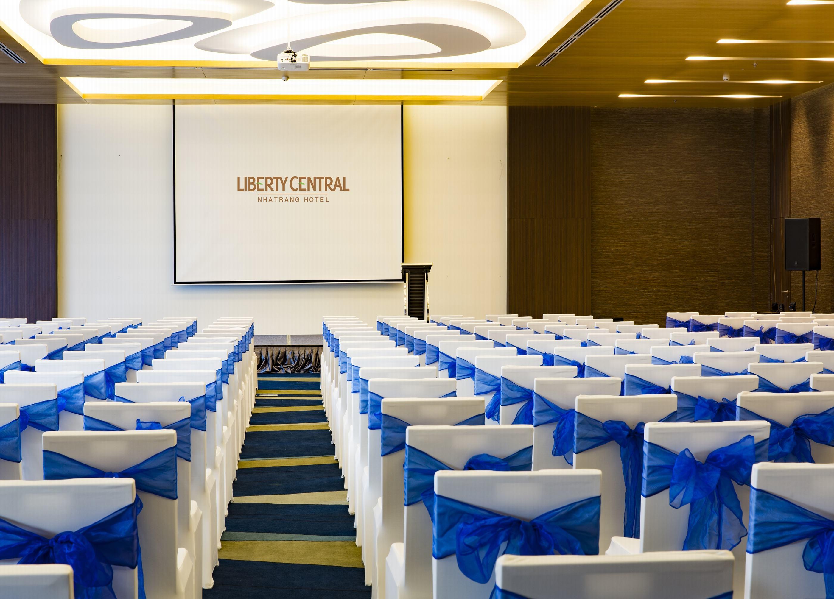 Liberty Central Nha Trang Hotel מראה חיצוני תמונה